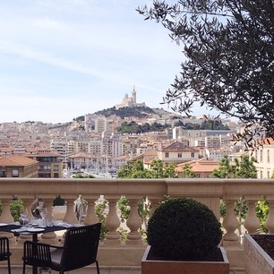 Un petit déjeuner comme je les aime #terrasse #intercontinental #marseillle #trip